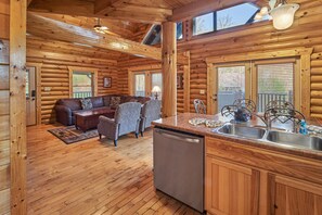 TV, fireplace, DVD player