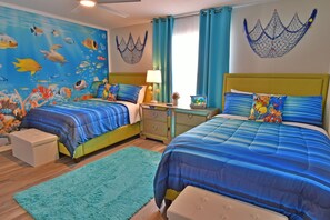 4 bedrooms, desk, iron/ironing board, free WiFi