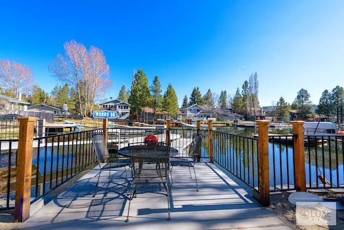 Waterfront Tahoe Keys Luxe Home mv25