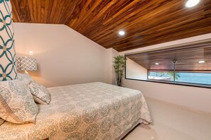 3 dormitorios, tabla de planchar con plancha, wifi gratis y ropa de cama