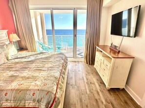 2 habitaciones, escritorio, tabla de planchar con plancha y wifi gratis 