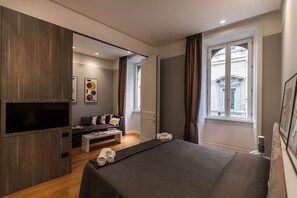 2 bedrooms, in-room safe, iron/ironing board, free WiFi - Amazing Suite Piazza Venezia - Int. 8 (Roma)
