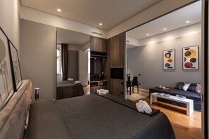 2 bedrooms, in-room safe, iron/ironing board, free WiFi - Amazing Suite Piazza Venezia - Int. 8 (Roma)