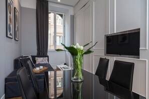 Dining - Amazing Suite Piazza Venezia - Int. 8 (Roma)
