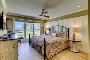 4 bedrooms, iron/ironing board, free WiFi, bed sheets - 9 Lands End Rd-Pretty view, Pool Onsite, Easy Walk to water & S. Beach Marina (Hilton Head Island)