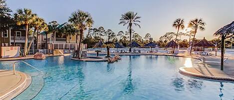 Innenpool, beheizter Pool