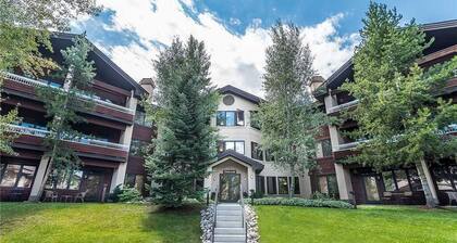 Tl2301 Great Location, Top Floor, Beautiful Decor! Winter Specials!