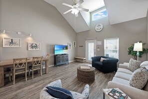 Fernseher, DVD-Player