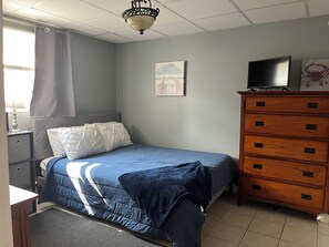 2 habitaciones, tabla de planchar con plancha y wifi gratis 