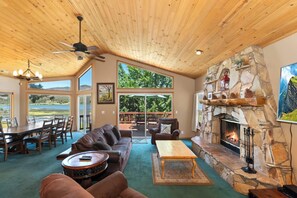 TV, fireplace, DVD player, foosball - Lakefront Manor by Destination Big Bear : Luxurious! Pool Table! Views! Multiple Decks! Master Suite! BBQ! (Big Bear Lake)