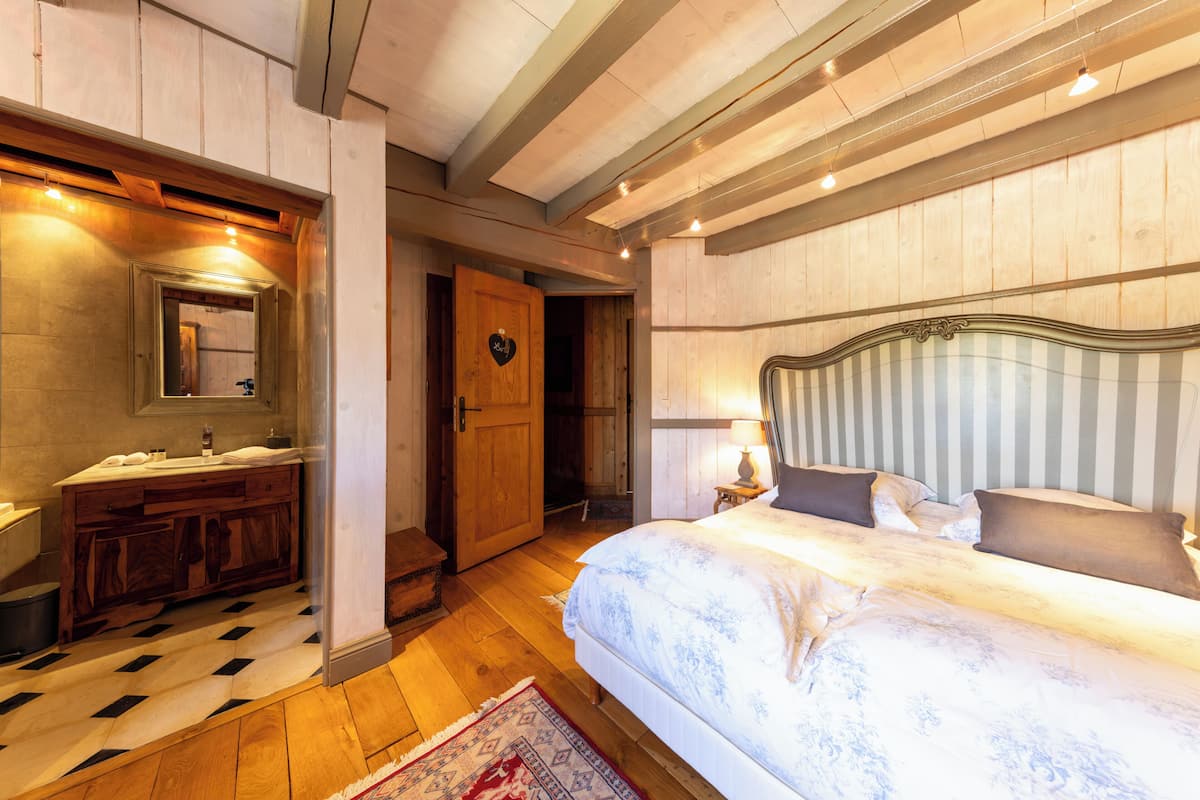 Comfort tweepersoonskamer, 1 slaapkamer, bad, tuin | 1 slaapkamer, individueel gedecoreerd, individueel gemeubileerd