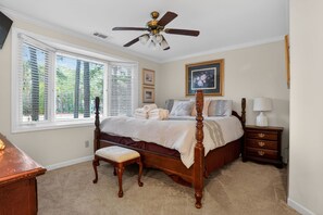 2 dormitorios, tabla de planchar con plancha, Internet y ropa de cama