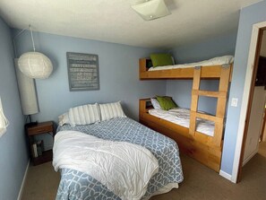 2 bedrooms, free WiFi, bed sheets