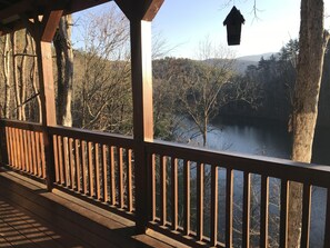 Property grounds - Lake Hideaway - Luxury, Lake and Mountain Views, Private Dock, Fishing, Canoeing (Cherry Log)