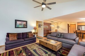 Smart TV, chimenea y tenis de mesa 