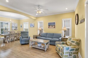 TV, DVD player, stereo - Coastal Retreat: Resort Condo Oasis with Serene Pool and Tiki Bar Delights (Pensacola)