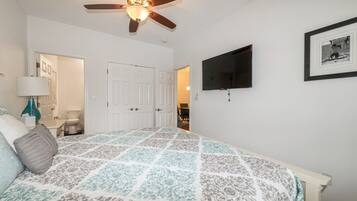 2 dormitorios, tabla de planchar con plancha, wifi y ropa de cama