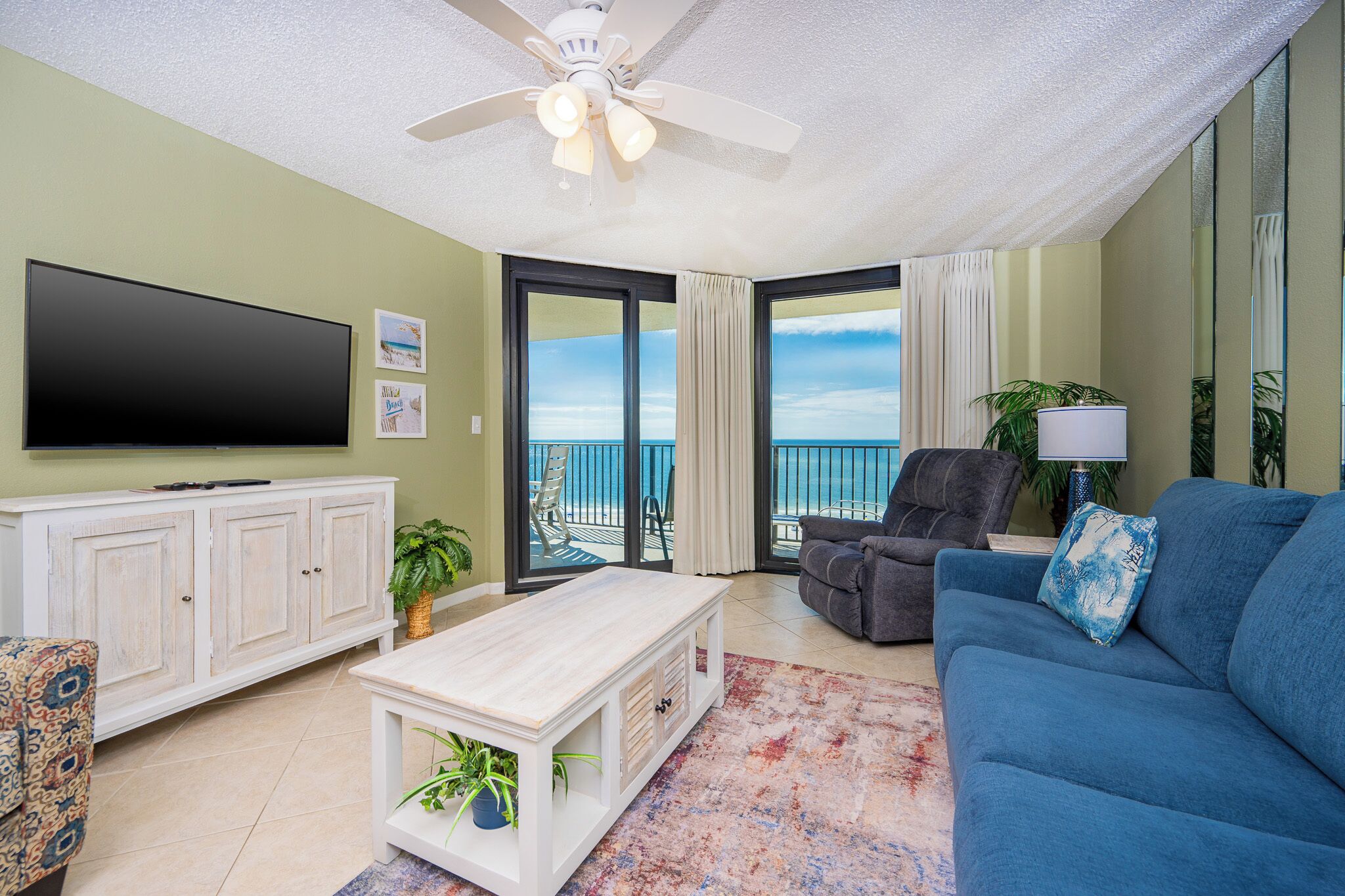 Televisión, estéreo