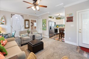 电视、DVD 播放器、立体声音响