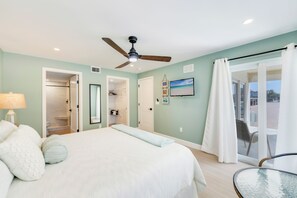 Room - Gorgeous 2B/2B Gulf Front Condo at Sand Caper! Just Completely Remodeled! NEW LISTING! (Fort Myers Beach)