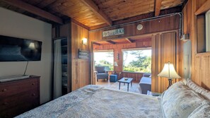 2 عدّة غرف نوم ومكواة/لوح كي وواي فاي مجانًا وملاءات أسرّة