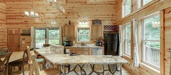 Holiday- Private Luxury Cabin, Firepit and Pool Table