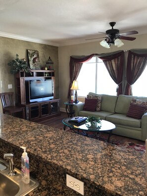 Smart-TV, DVD-Player