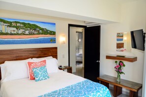 1 bedroom, in-room safe, desk, iron/ironing board