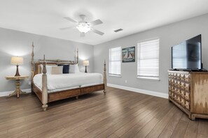 5 bedrooms, iron/ironing board, free WiFi, bed sheets - Caribbean-Style Home-Private Pool-Golf Cart Inc. (Destin)