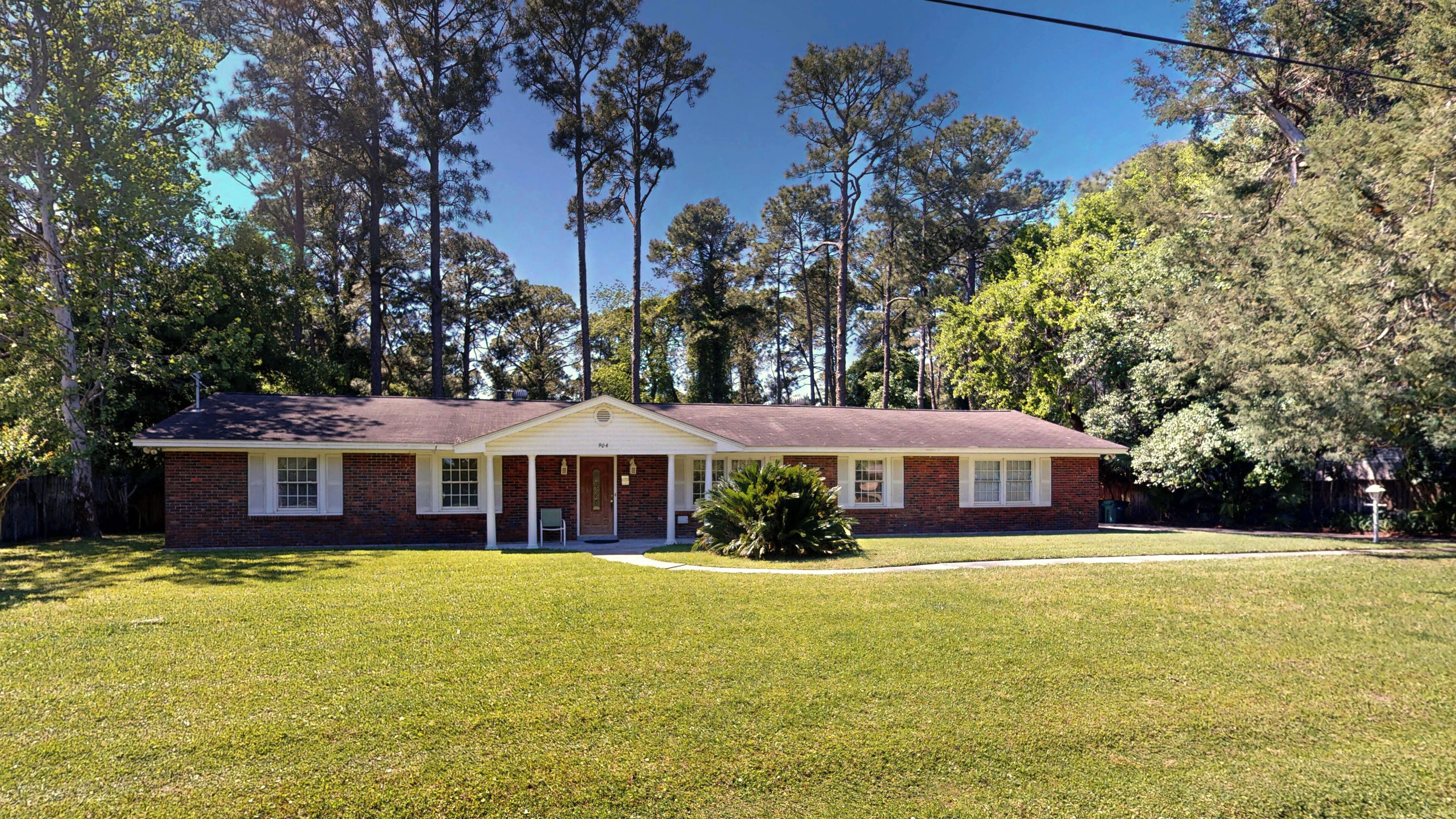 GRACE COTTAGE 3 bedrooms, 2 bathrooms