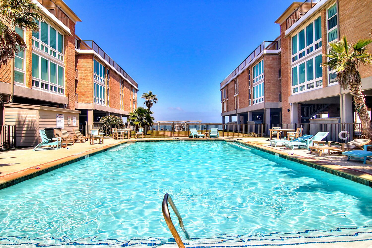 Et oppvarmet basseng