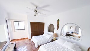 1 室のベッドルーム、WiFi、ベッドシーツ