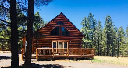 Hurd Cozy Log Cabin