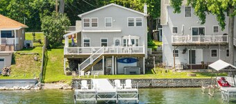 Winey Duck Cottage： "セネカワイントレイルにある温水浴槽付きのペットフレンドリーなコンテンポラリー