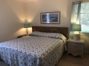 3 makuuhuonetta, silitysrauta/-lauta, ilmainen Wi-Fi, vuodevaatteet