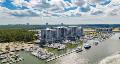 Waterfront 1BR + Bunk Alcove at The Wharf • Sleeps • Amazing Views • Oasis Pool