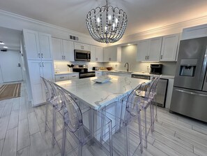 Fridge, microwave, oven, stovetop - "Breakers East 1103" 3Bedroom/2 baths -Covered parking Beach setup included (Destin)