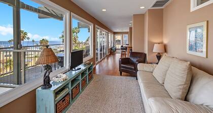Maison luxueuse avec de superbes vues panoramiques, balcon spacieux, WIFI