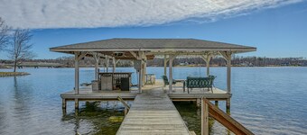 The perfect Lake Anna waterfront home!