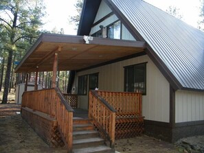 Exterior - Hibernation Hideaway Rustic Cabin In The Forest (Greer)