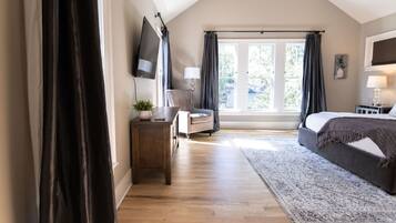 Iron/ironing board, travel cot, WiFi, bed sheets