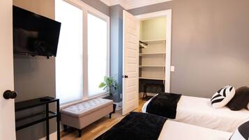 Iron/ironing board, travel crib, WiFi, bed sheets