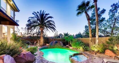 BESONDERE PRIVATE LAS VEGAS ESTATE!