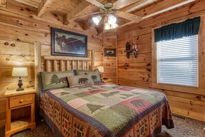 3 bedrooms, iron/ironing board, free WiFi, bed sheets - ER245 – Almost Heaven  Great Location – Close to town! (Pigeon Forge)