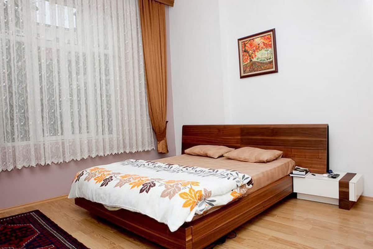 Standard-Doppelzimmer | Schreibtisch, kostenlose Babybetten, kostenloses WLAN