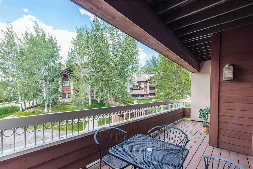 Condo, Multiple Beds (2107 Timberline Lodge, Trappeur's Cro) | Balcony