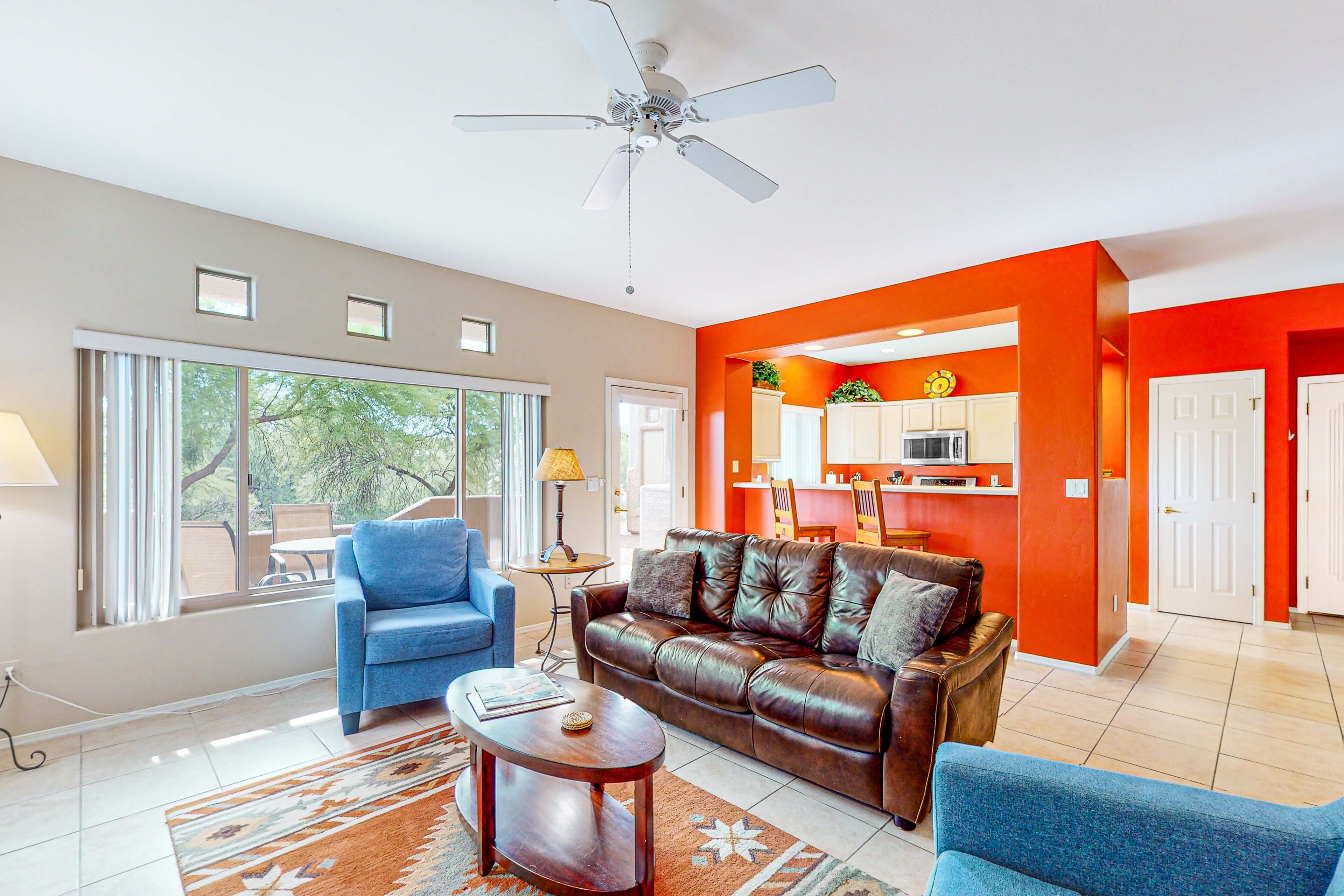 First-floor condo with pools & hot tub - dog-friendly