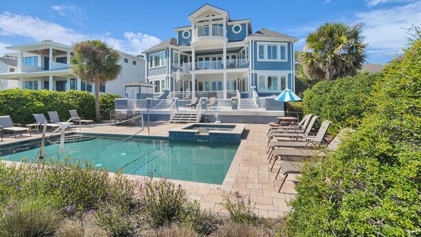 A heated pool - 23 Dune Lane- Mimi's Place (Hilton Head Island)
