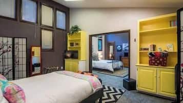 2 bedrooms, iron/ironing board, internet, bed sheets