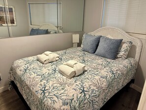 1 bedroom, iron/ironing board, internet, bed sheets - Salty Sand-Close to the pool, steps to the beach! (Hilton Head Island)